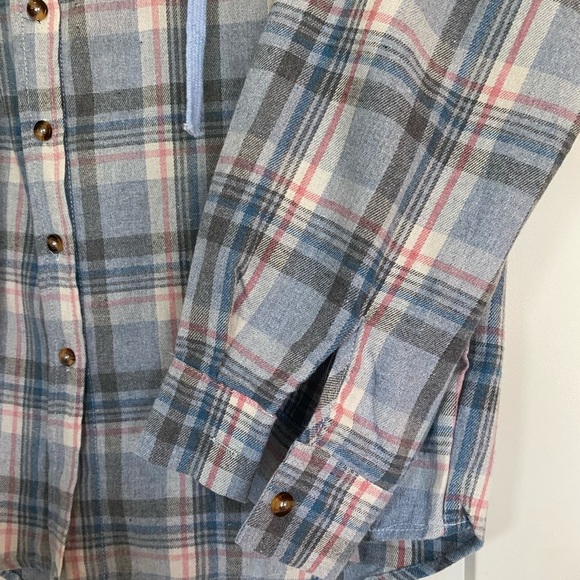 Cute flannel hoodie! - Picture 2 of 4
